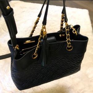 Tory Burch woman’s bag